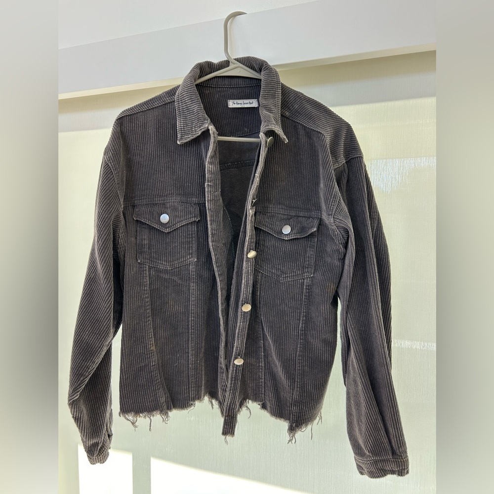 Gray Lightweight Shirt Jacket with Distressed Hem